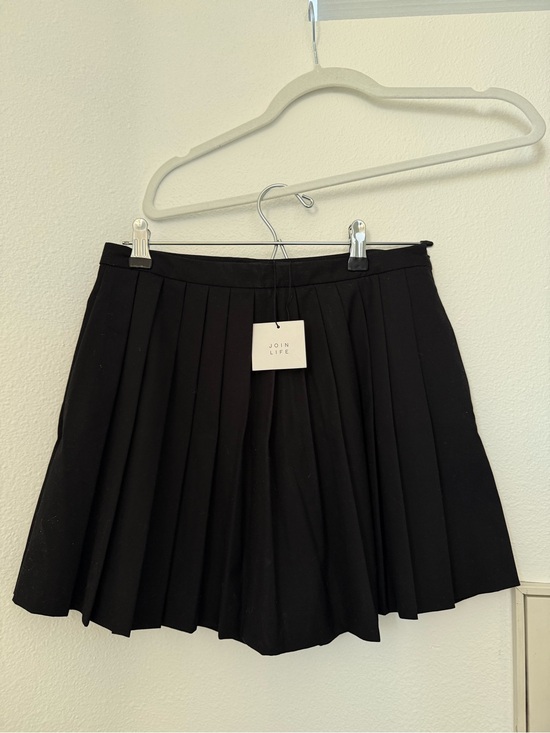 Zara Dresses & Skirts - Zara NWT Black Pleated Mini Skort